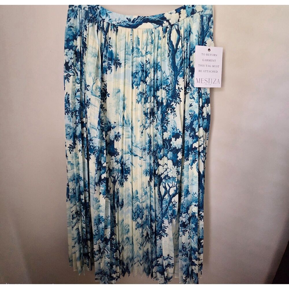 NWT Feminine Mestiza Pleated Blue and Ivory Print Midi Skirt | Women's Size: 4 - Picture 2 of 6